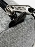 Estojo Eastpak Benchmark Single Cinzento