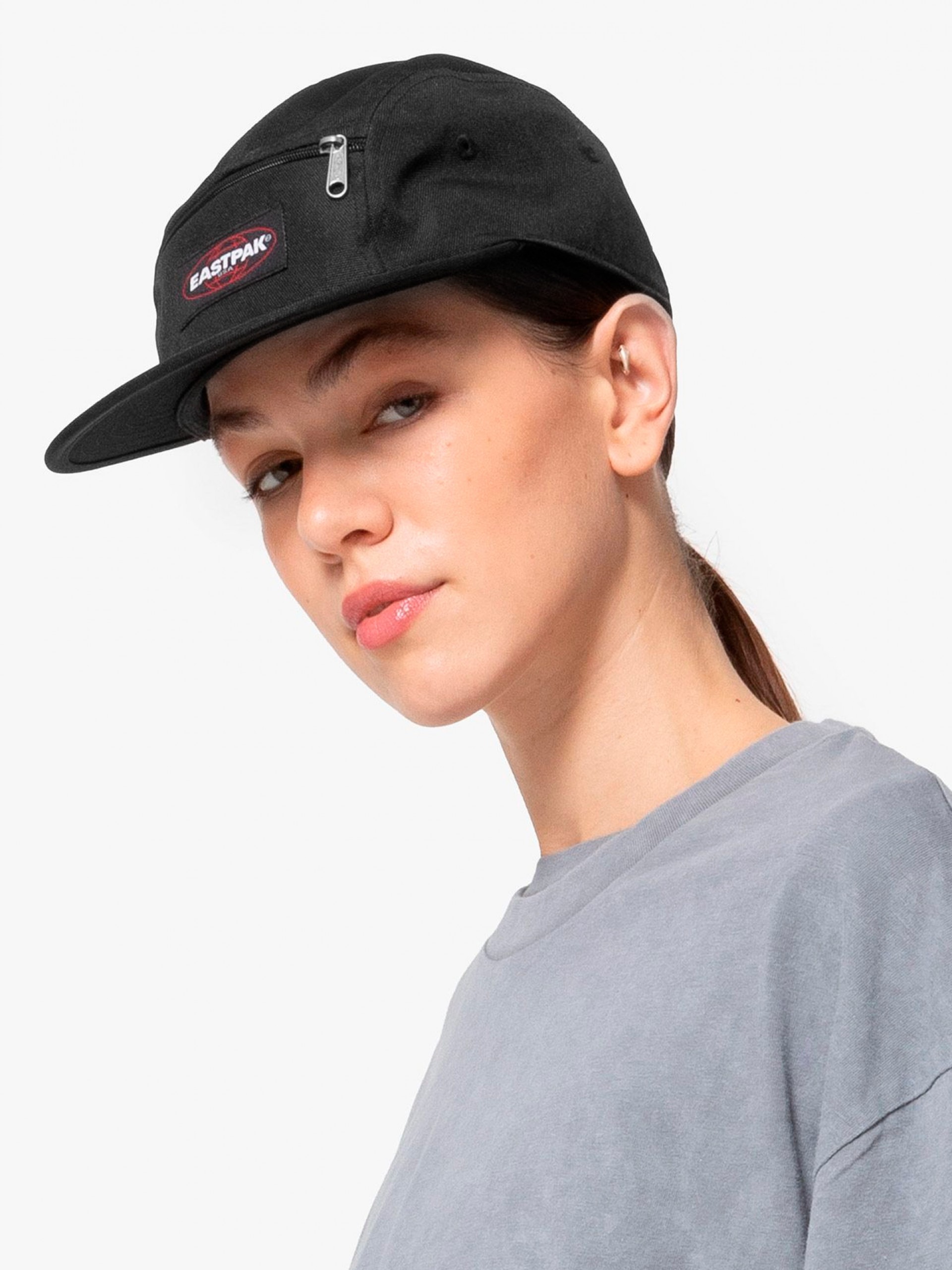 Gorra Eastpak 5 Panel Negra
