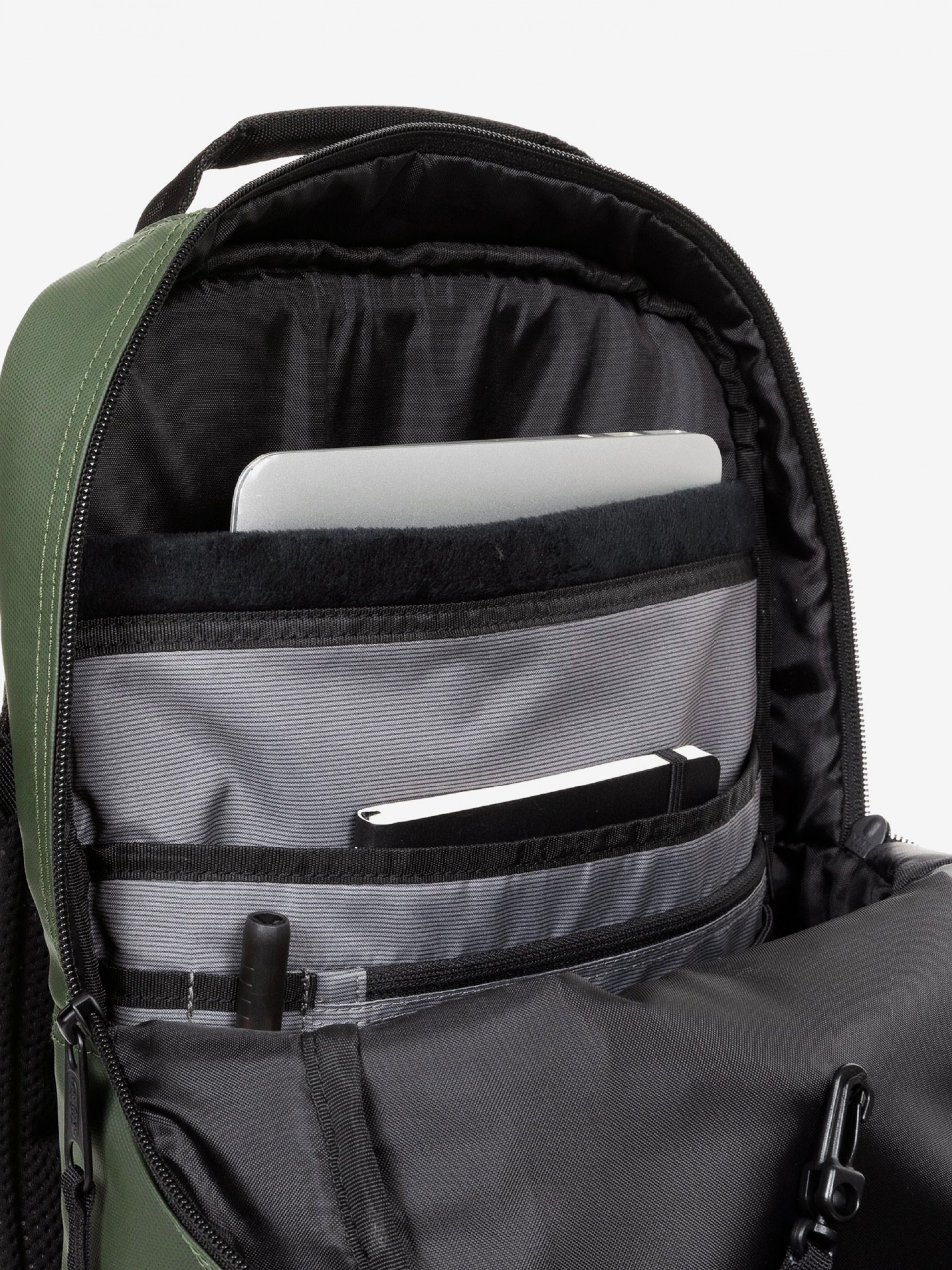 Mochila Eastpak Tecum M CNNCT Verde e Preta