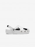 Sandlias Crocs Classic Bola de Futebol Toddler Brancas e Pretas