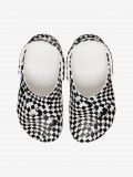 Sandlias Crocs Classic Warped Checker Kids Brancas e Pretas