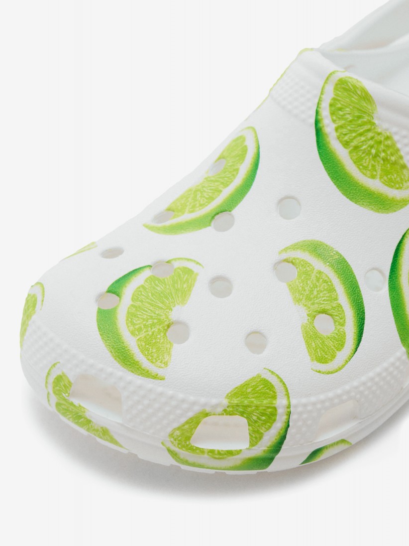 Sandlias Crocs Classic Fresh Fruits Brancas e Verdes