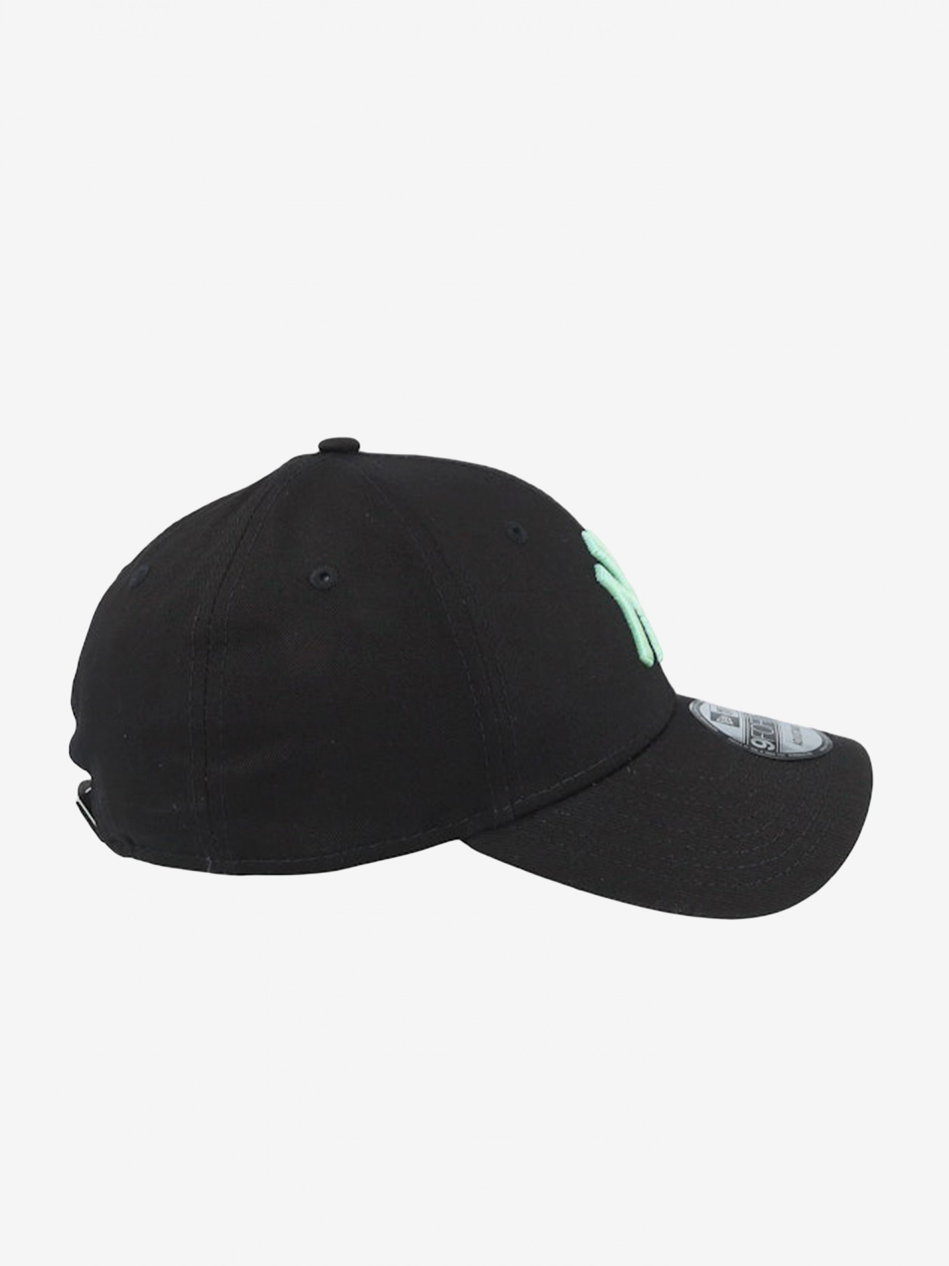 New Era New York Yankees 9FORTY Black Cap