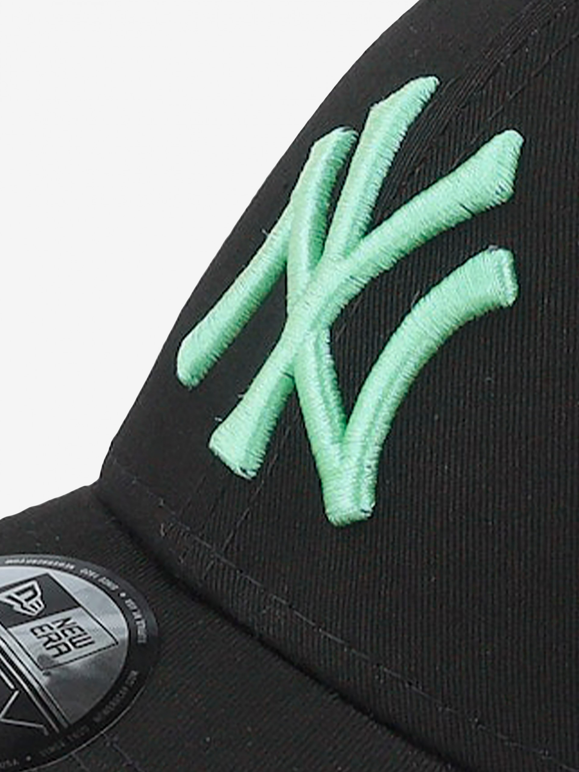 New Era New York Yankees 9FORTY Black Cap