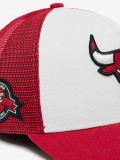 Bon New Era Chicago Bulls Side Patch Trucker Vermelho e Branco