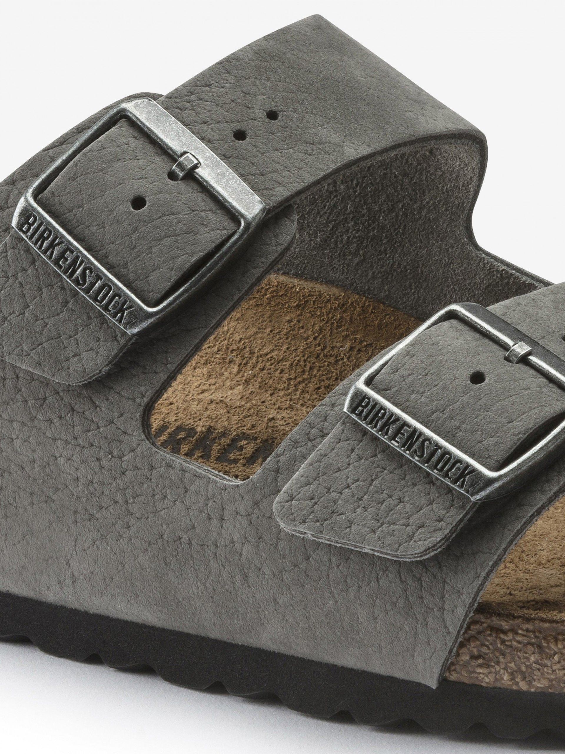 Chinelos Birkenstock Arizona Pele Nobuck Cinzentos