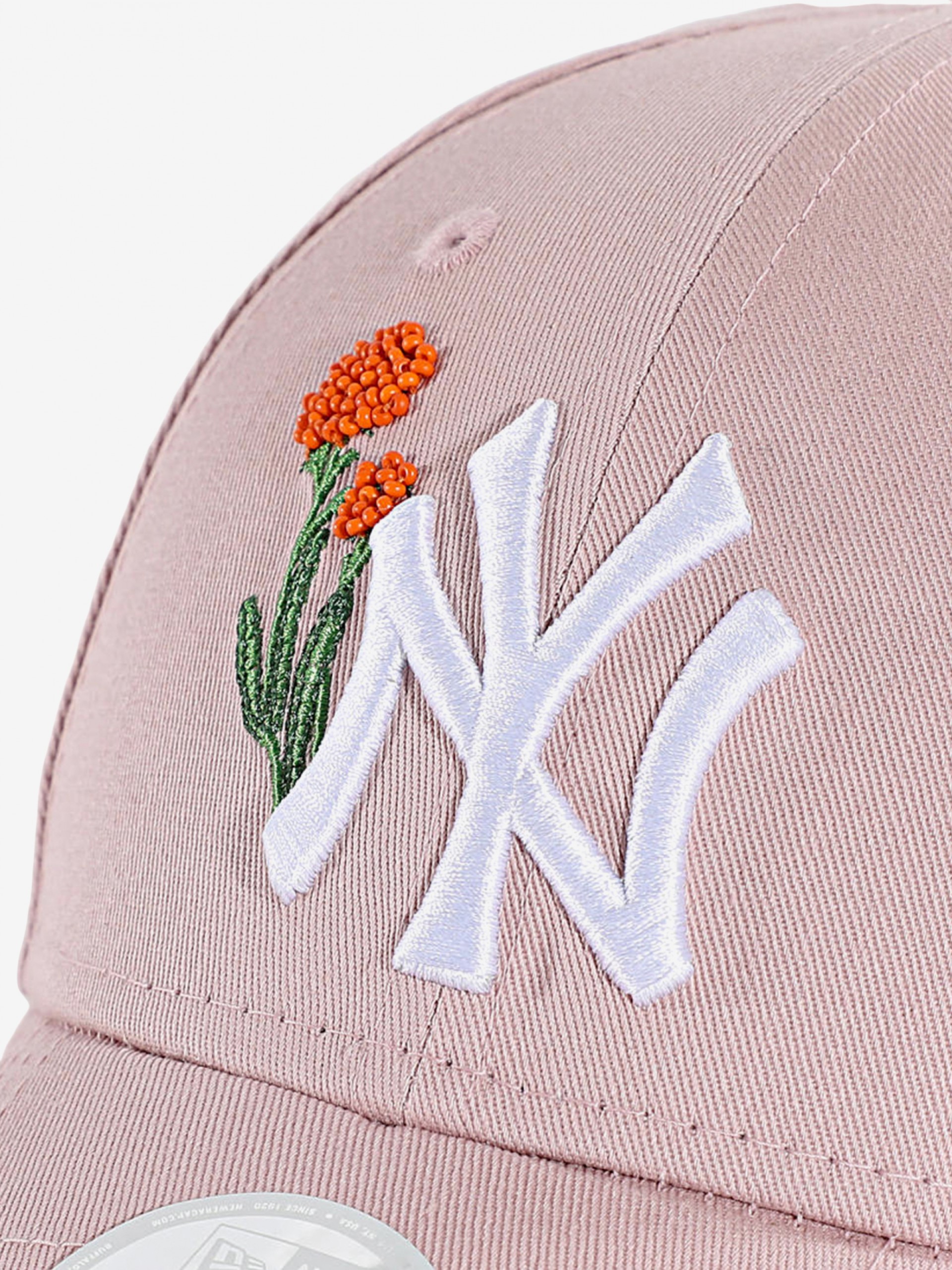 Boné New Era New York Yankees Beaded 9FORTY Rosa Para Mulher