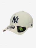 New Era New York Yankees Recycled 9FORTY Beige Cap