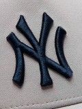 Bon New Era New York Yankees Side Patch Trucker Cinzento e Branco