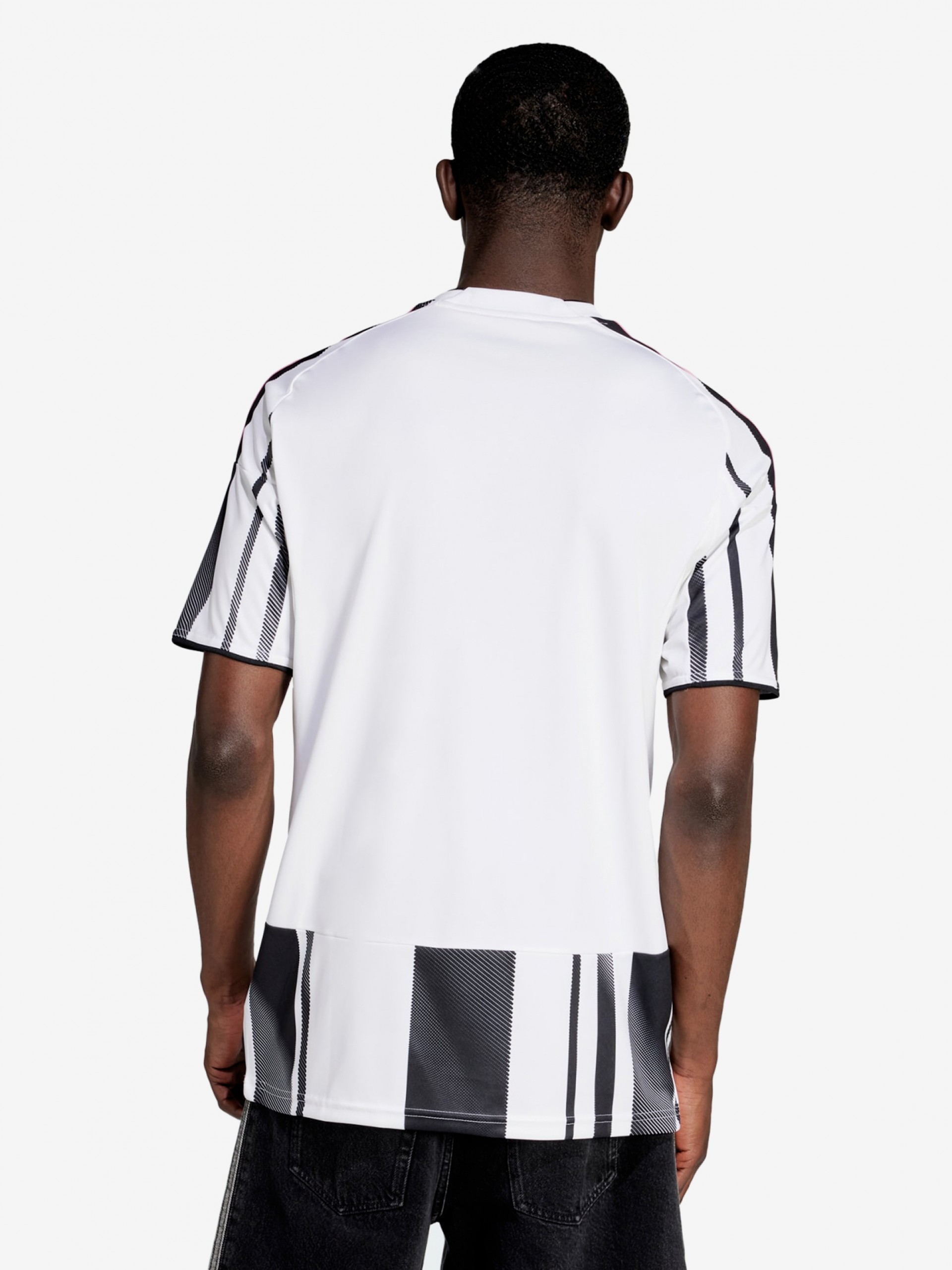 Adidas Juventus F. C. Home 25/26 Jersey