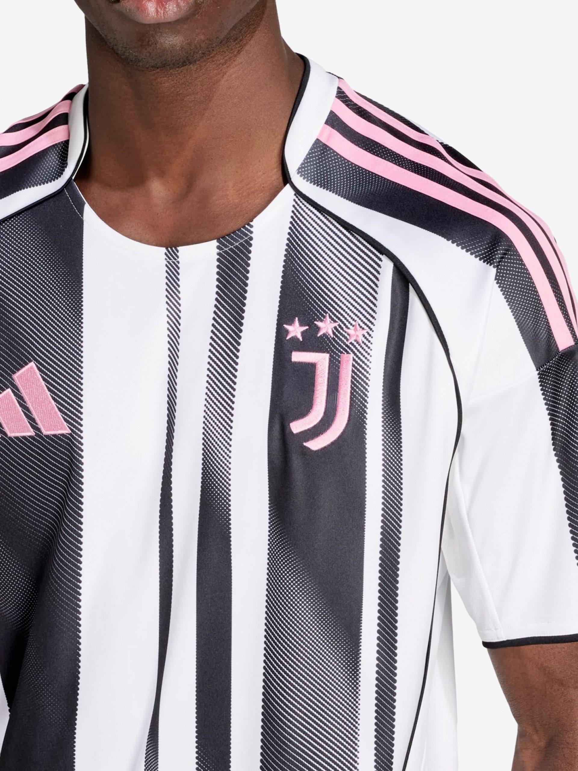 Adidas Juventus F. C. Home 25/26 Jersey