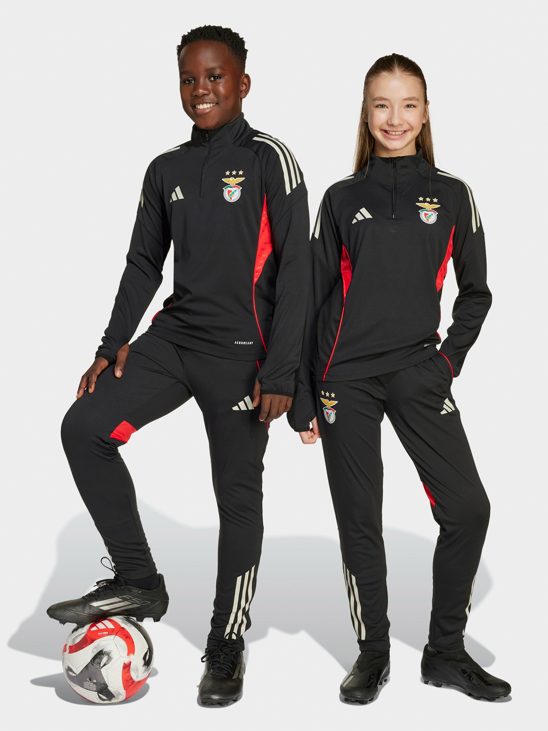 Pantalones de Entrenamiento Adidas S. L. Benfica Tiro Competition Junior 25/26