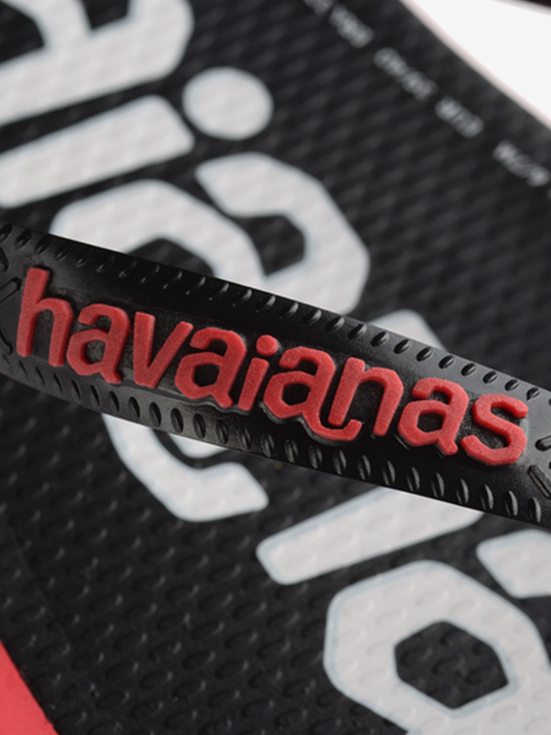 Chinelos Havaianas Top Logomania 2 Pretos e Vermelhos