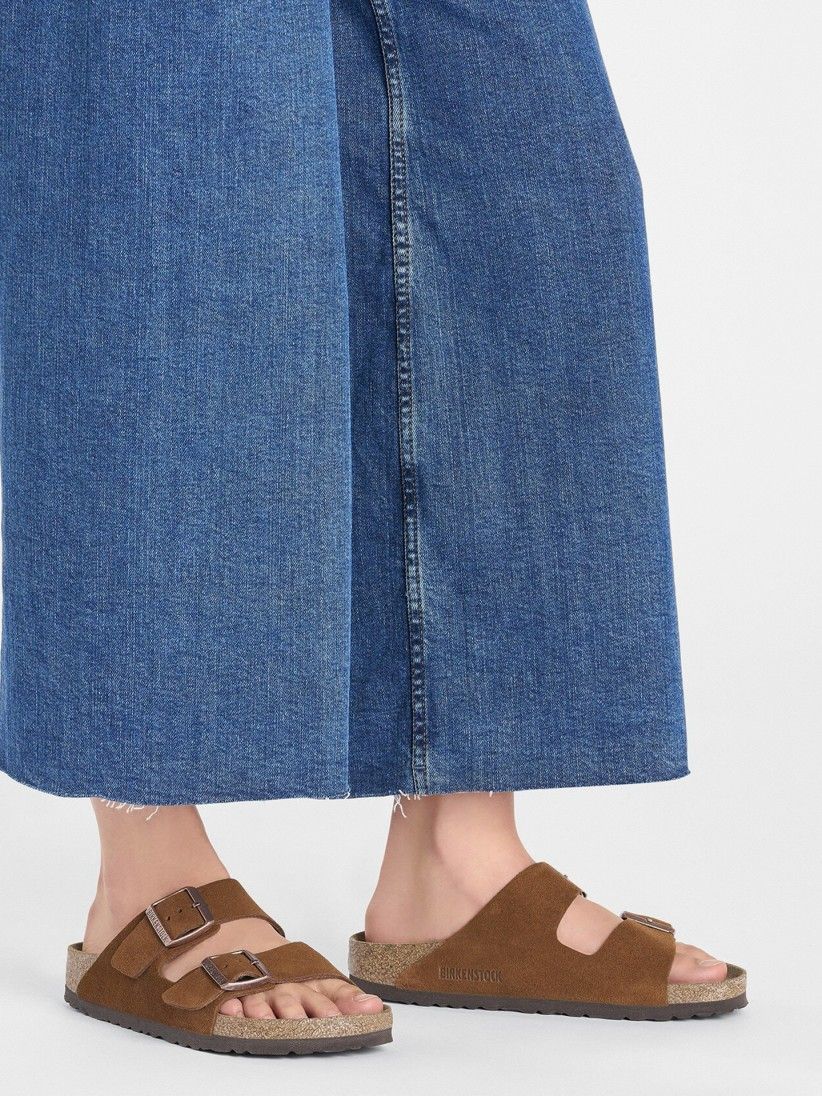 Chinelos Birkenstock Arizona Couro em Camura Camel