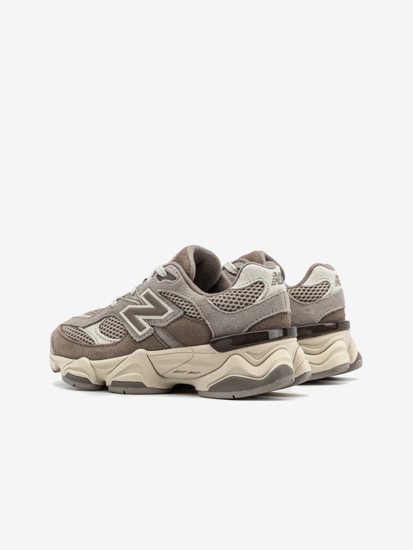Sapatilhas New Balance PC9060 V1 Castanhas e Bege