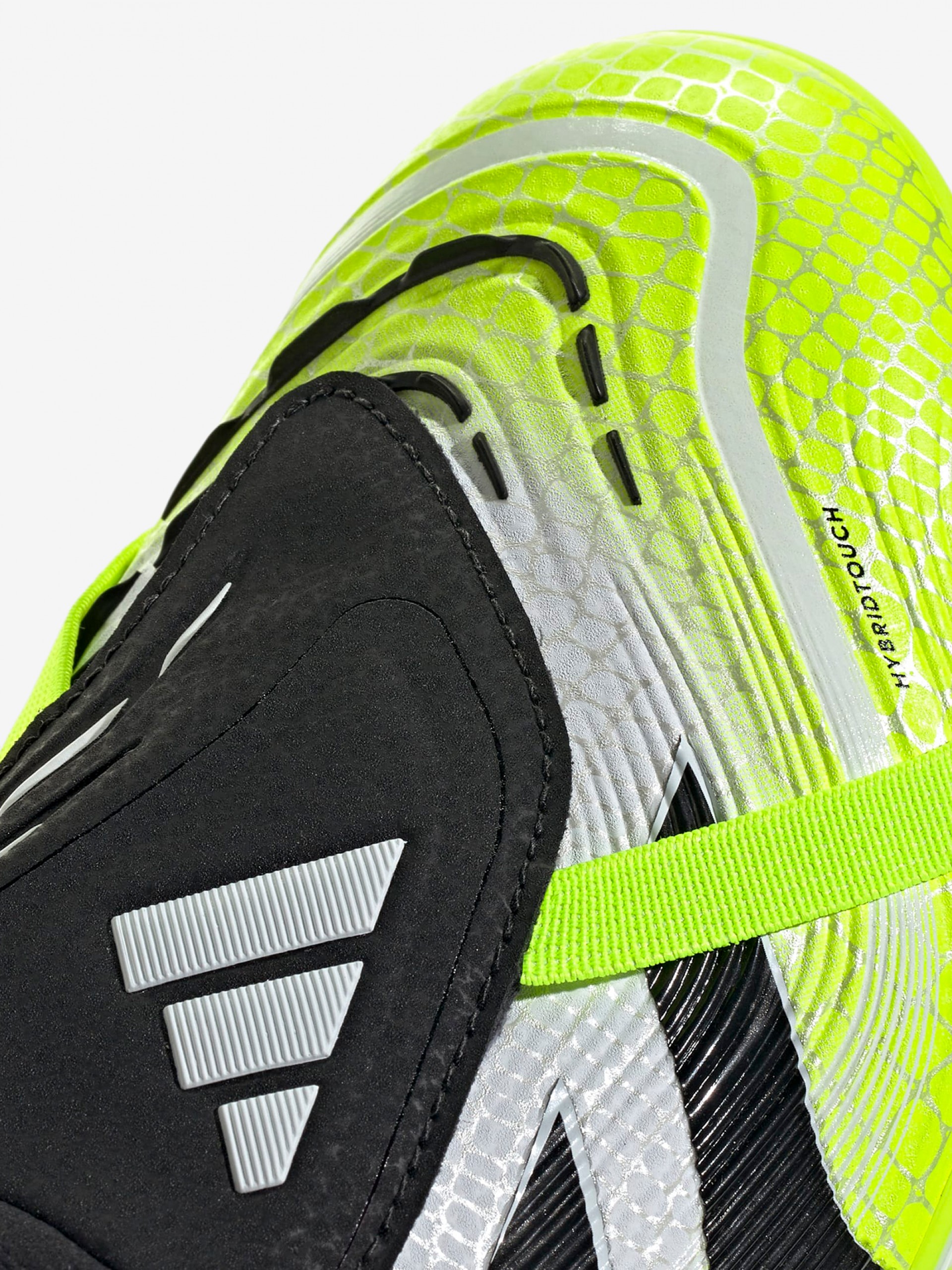 Chuteiras Adidas Predator Pro FT MG