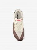 Sapatilhas New Balance FuelCell Rebel v5 Castanhas e Bege Para Homem