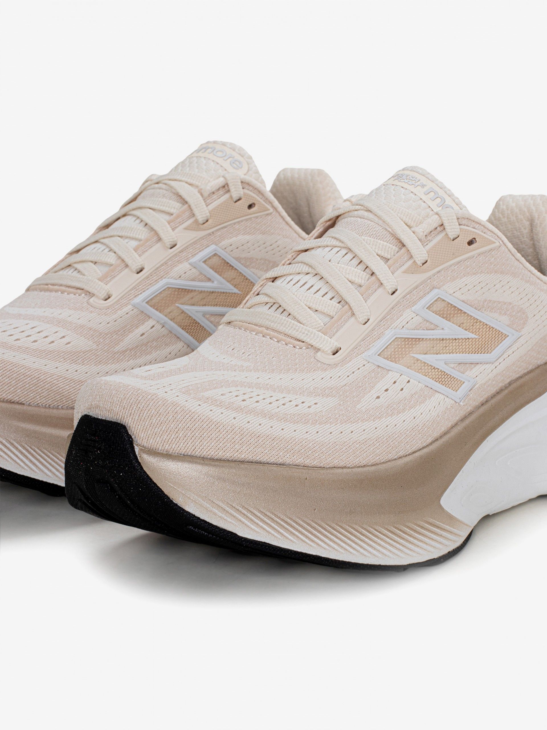 New Balance Fresh Foam X More v6 Beige Running Trainers For Women