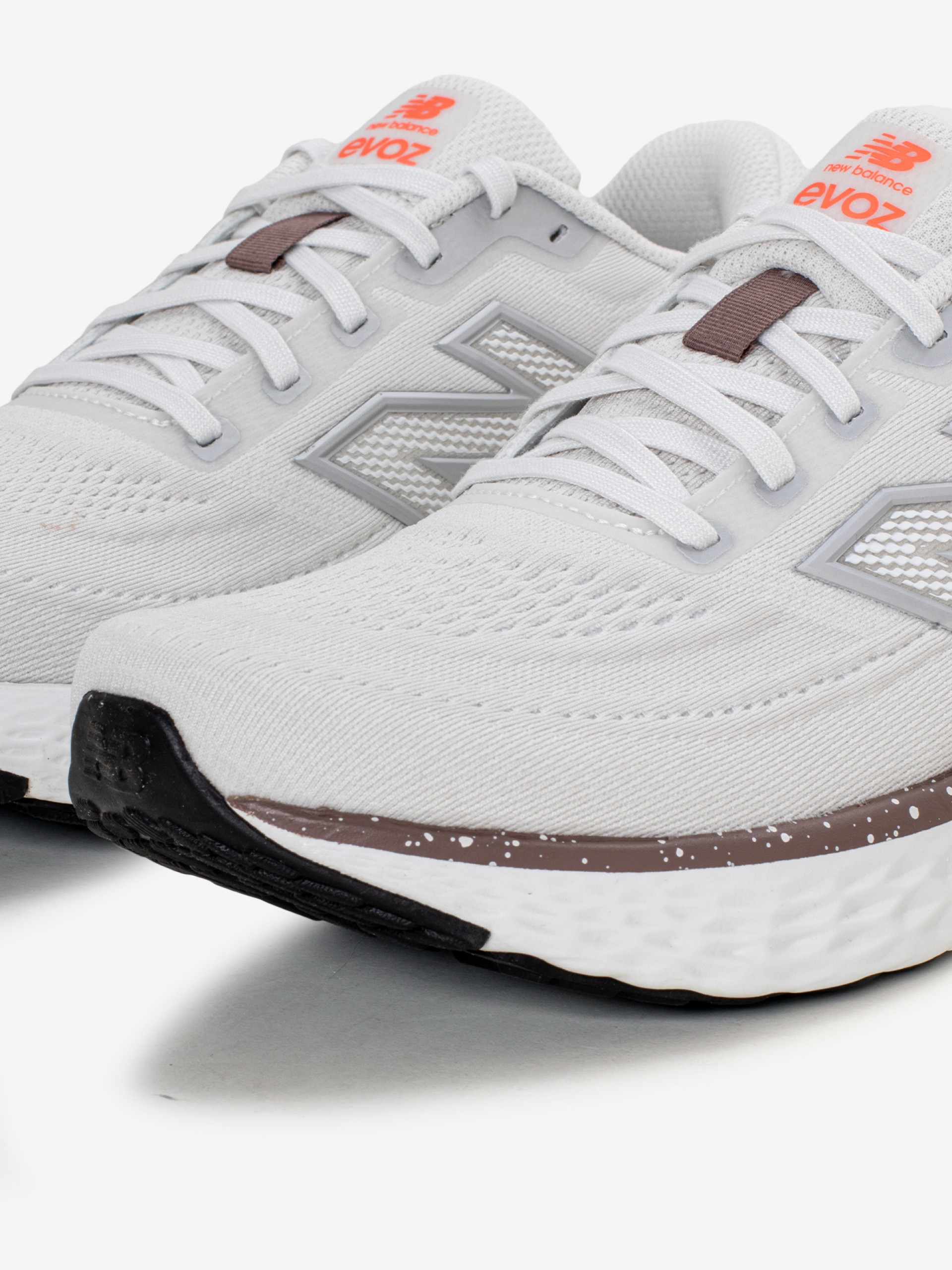 Zapatillas New Balance Fresh Foam X EVOZ v4 Gris Para Mujer