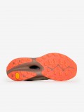 Sapatilhas de Running New Balance Fuelcell Supercomp Trail Camel e Salmo Para Homem