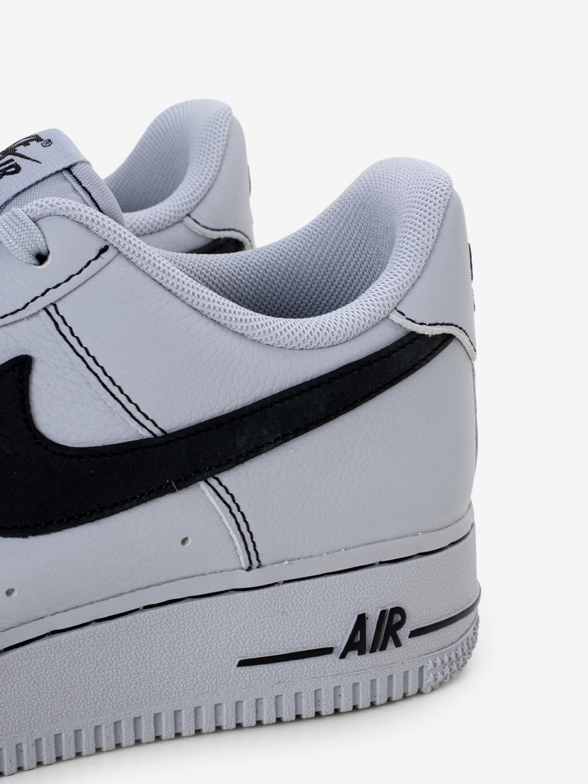 Nike Air Force 1 07 LV8 Grey Sneakers For Men