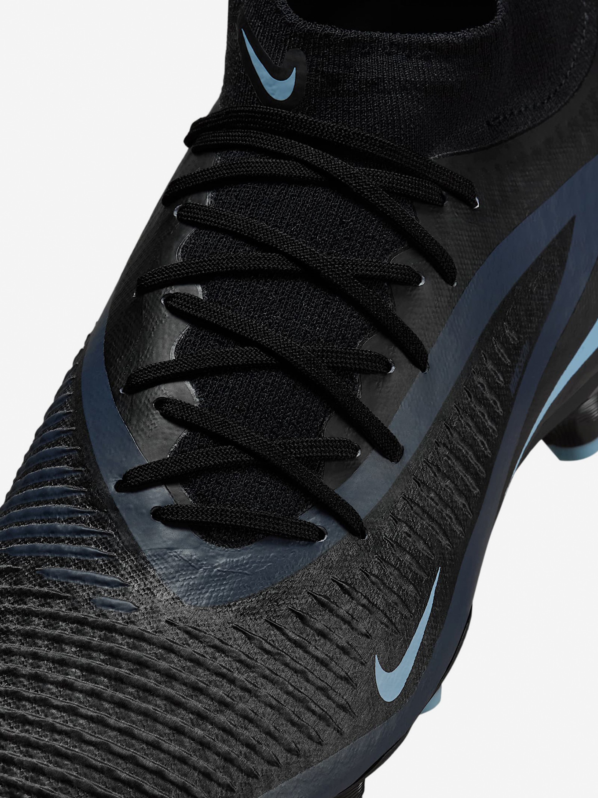 Nike Phantom 6 High Academy FG/MG Football Boots