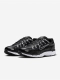 Sapatilhas Nike P-6000 Pretas e Prateadas Para Homem