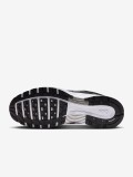 Sapatilhas Nike P-6000 Pretas e Prateadas Para Homem