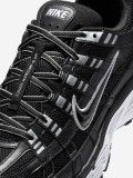 Sapatilhas Nike P-6000 Pretas e Prateadas Para Homem