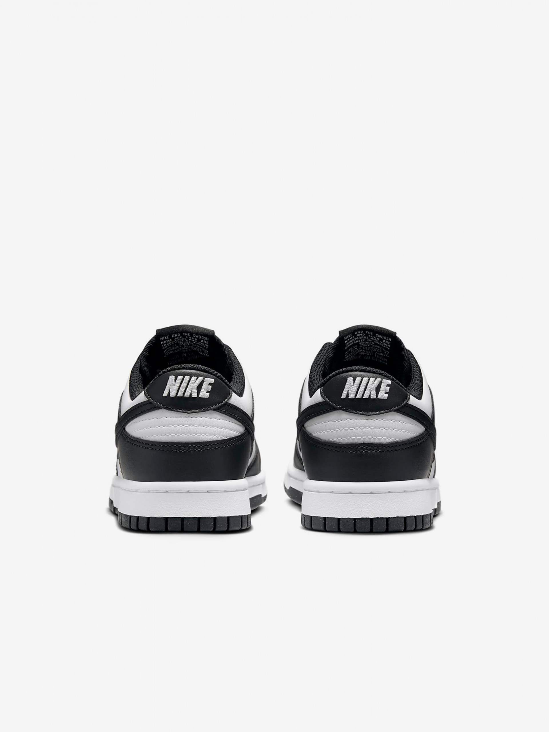 Sapatilhas Nike Dunk Low Next Nature Pretas e Brancas Para Mulher