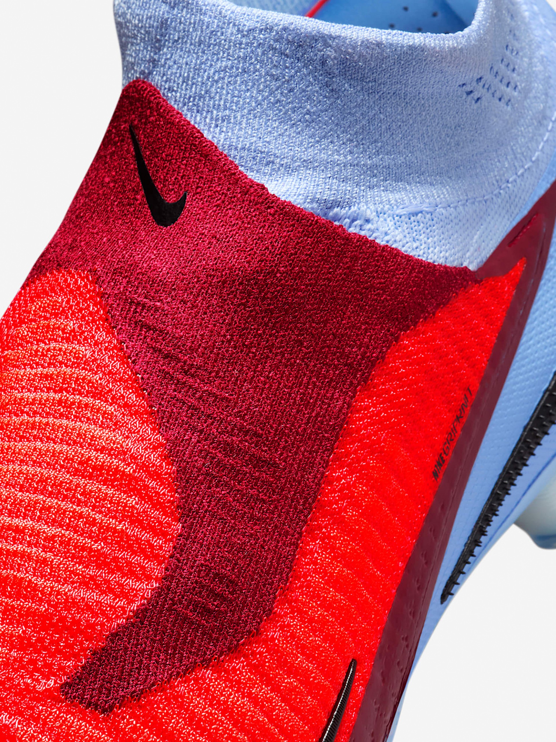 Chuteiras Nike Phantom 6 High Elite FG