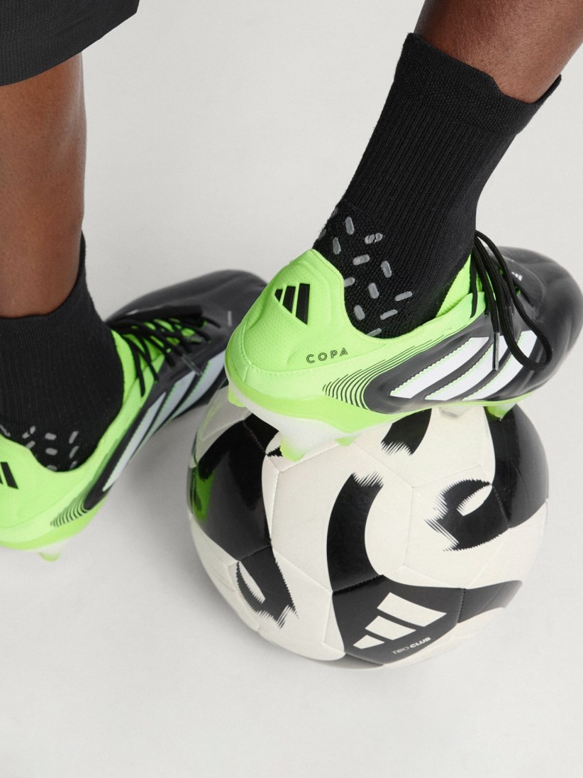 Chuteiras Adidas Copa Pure III Elite FG
