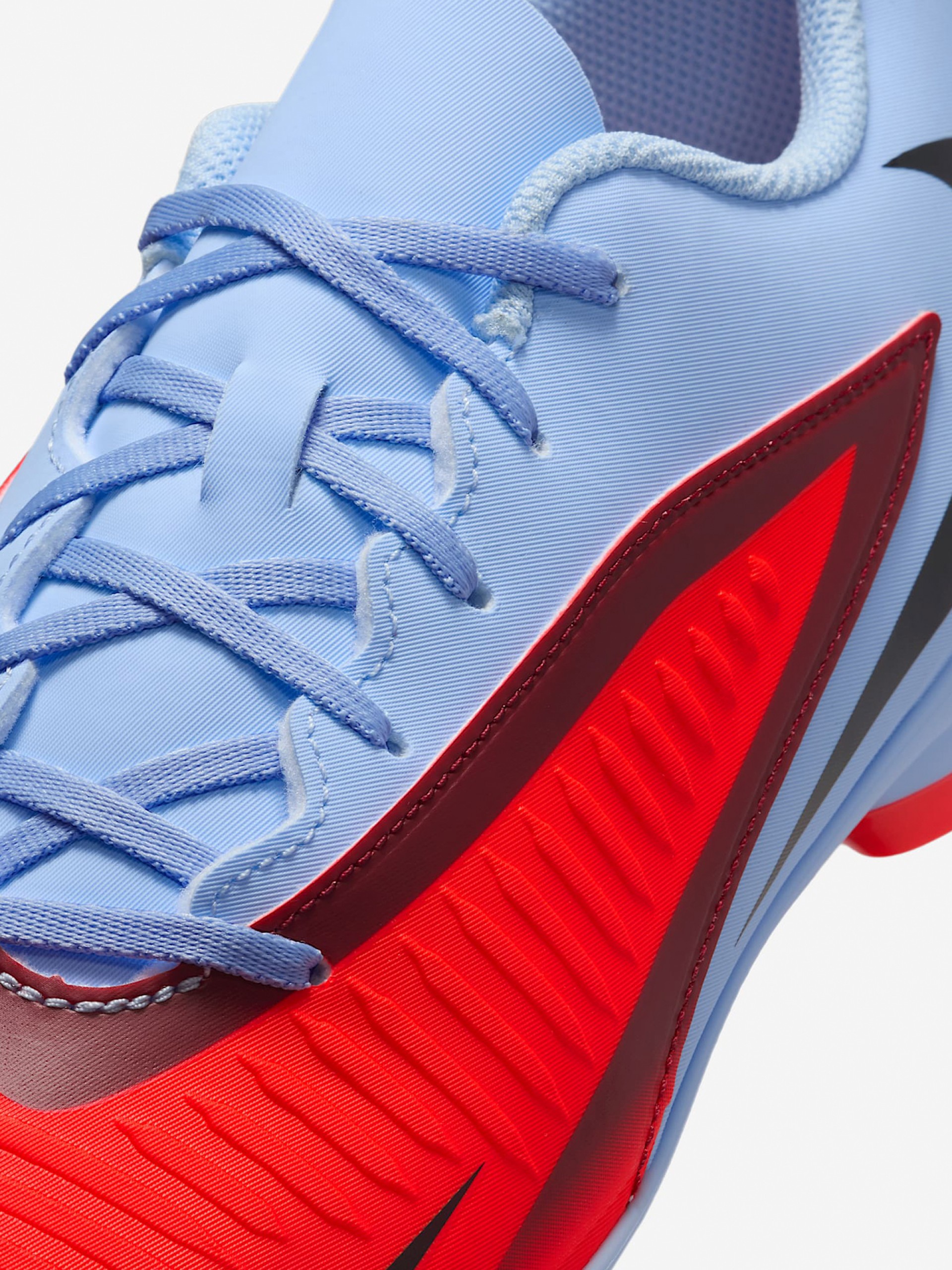 Botas de Fútbol Nike Phantom 6 Low Club FG/MG