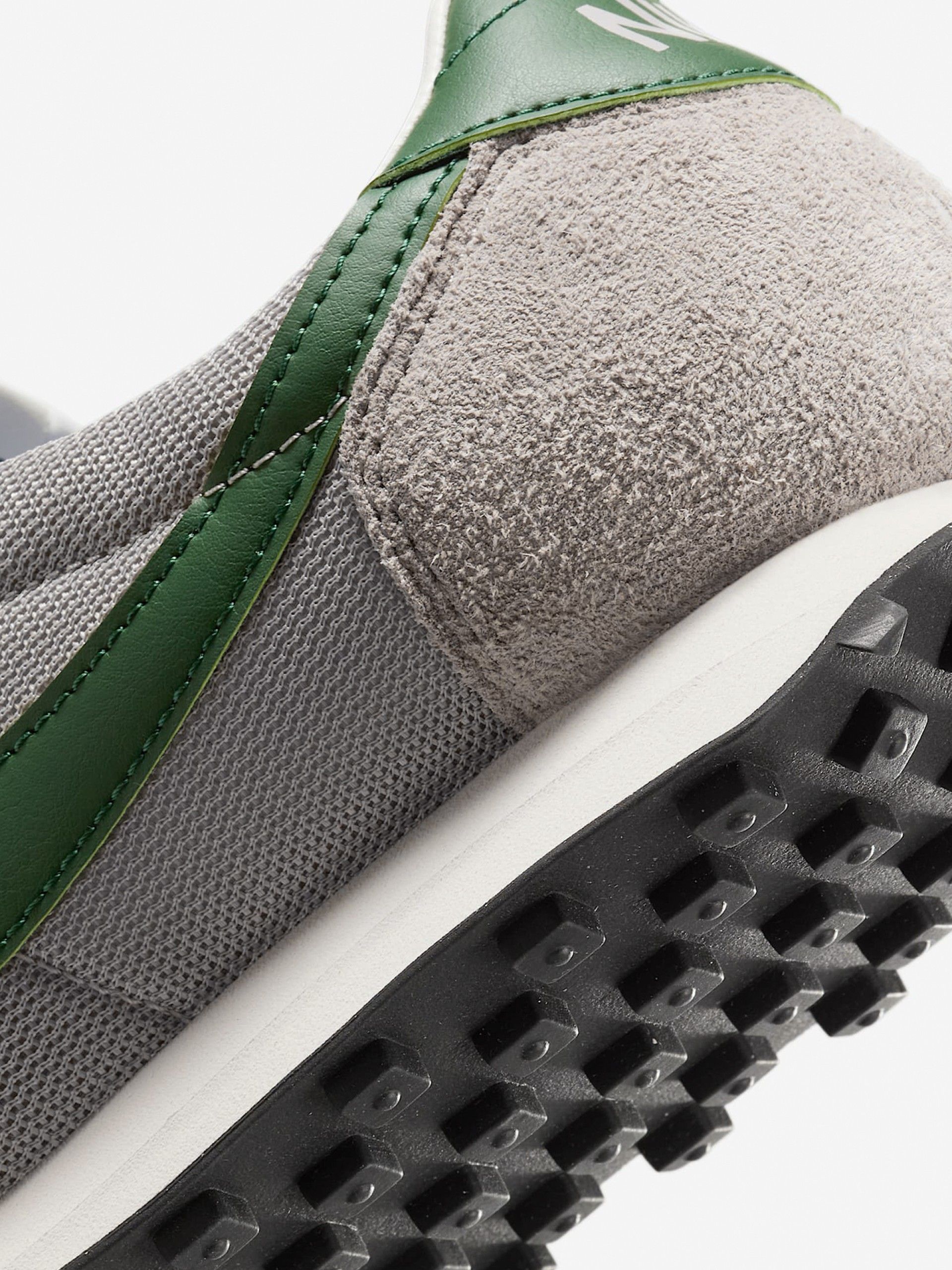 Sapatilhas Nike LD-1000 Cinzentas e Verdes Para Homem