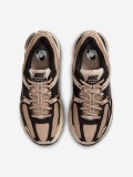 Nike Zoom Vomero 5 Beige and Black Sneakers For Women