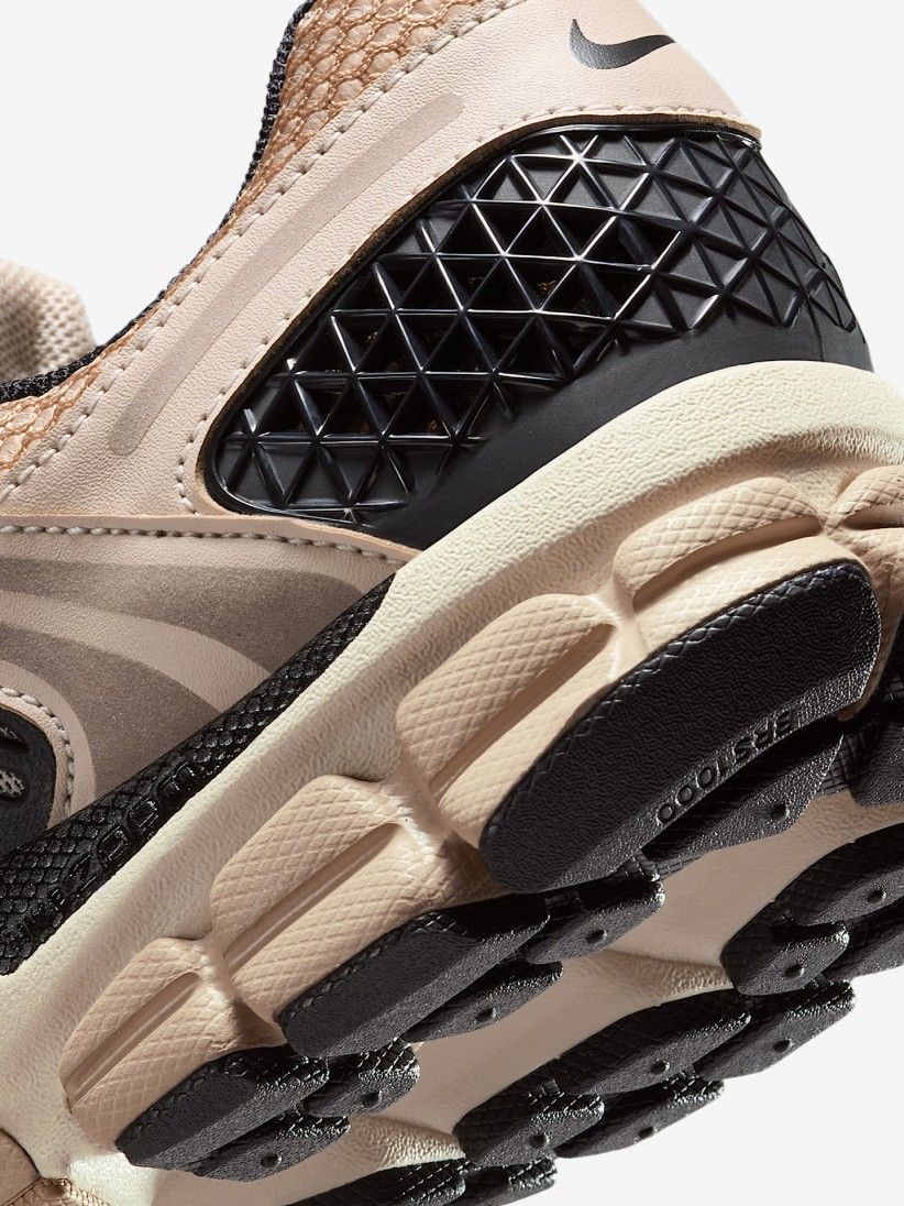 Nike Zoom Vomero 5 Beige and Black Sneakers For Women