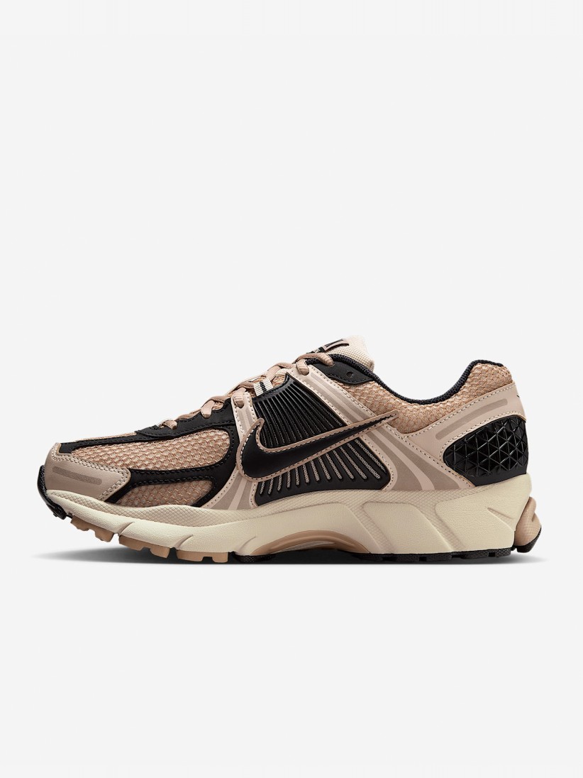 Nike Zoom Vomero 5 Beige and Black Sneakers For Women