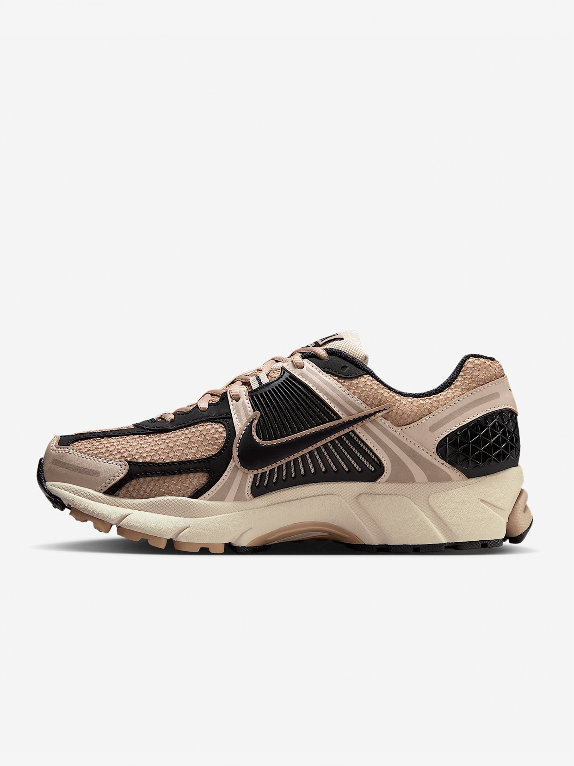 Zapatillas Nike Zoom Vomero 5 Beige y Negras Para Mujer