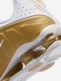 Sapatilhas Nike Shox R4 Douradas e Brancas Jnior