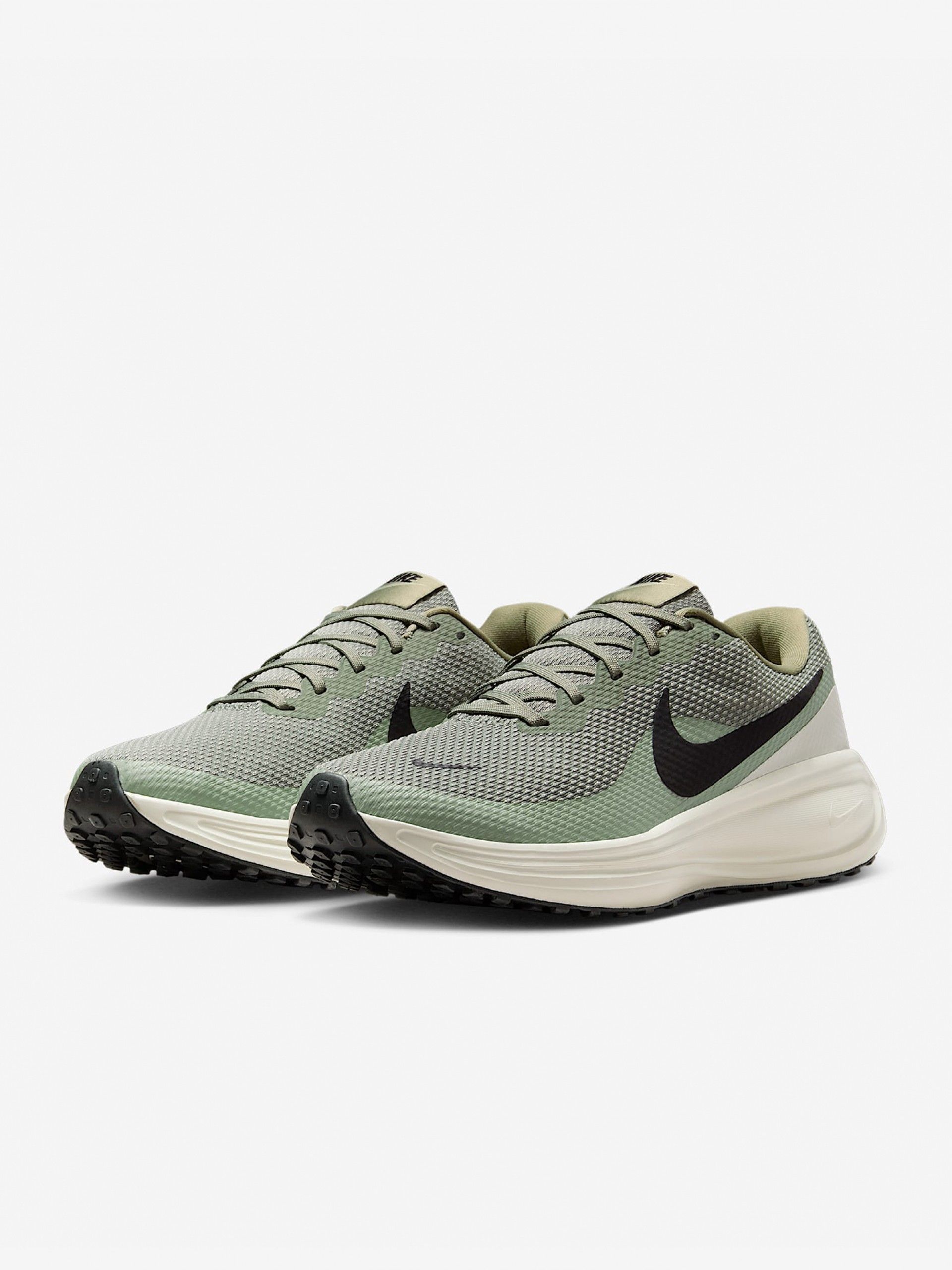 Nike Revolution 8 Green Running Trainers For Men