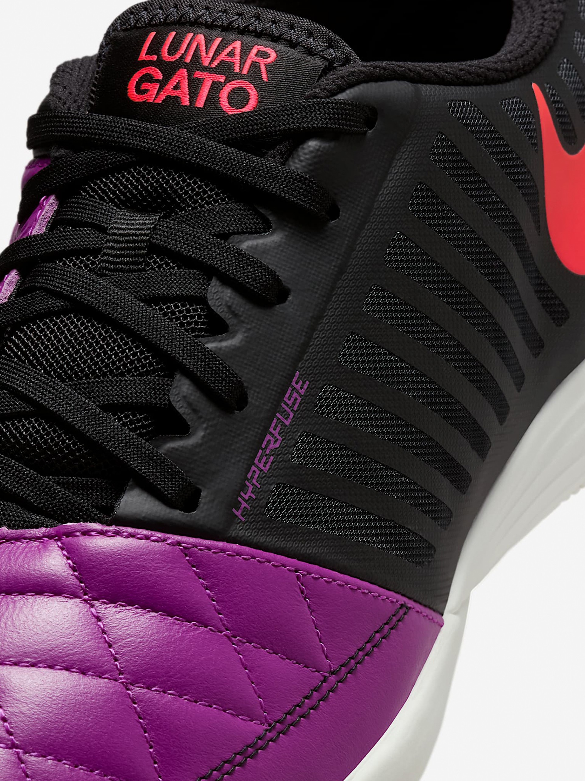 Sapatilhas Nike Lunar Gato II IN Pretas e Roxas Para Homem