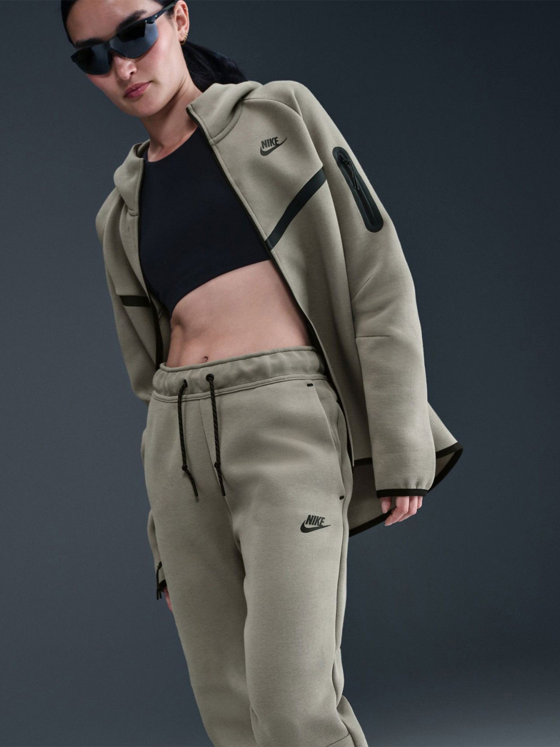 Pantalones Nike Sportswear Tech Fleece Mid-Rise Verdes Para Mujer