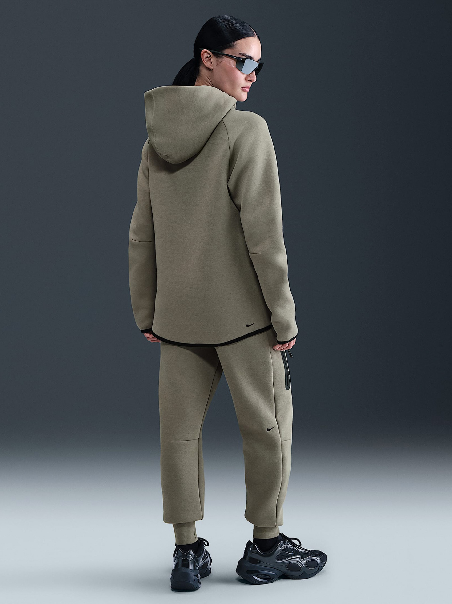 Nike Sportswear Tech Fleece Windrunner Green Hooded Jacket For Women