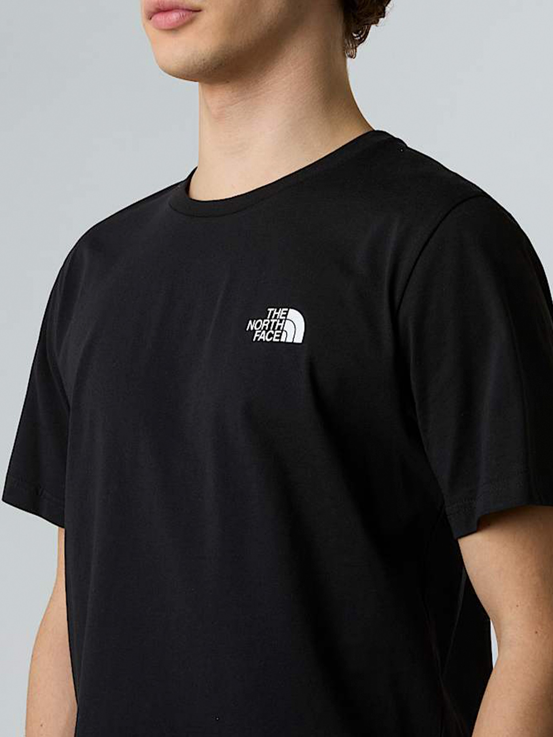 T-shirt The North Face Vertical Logo Preta