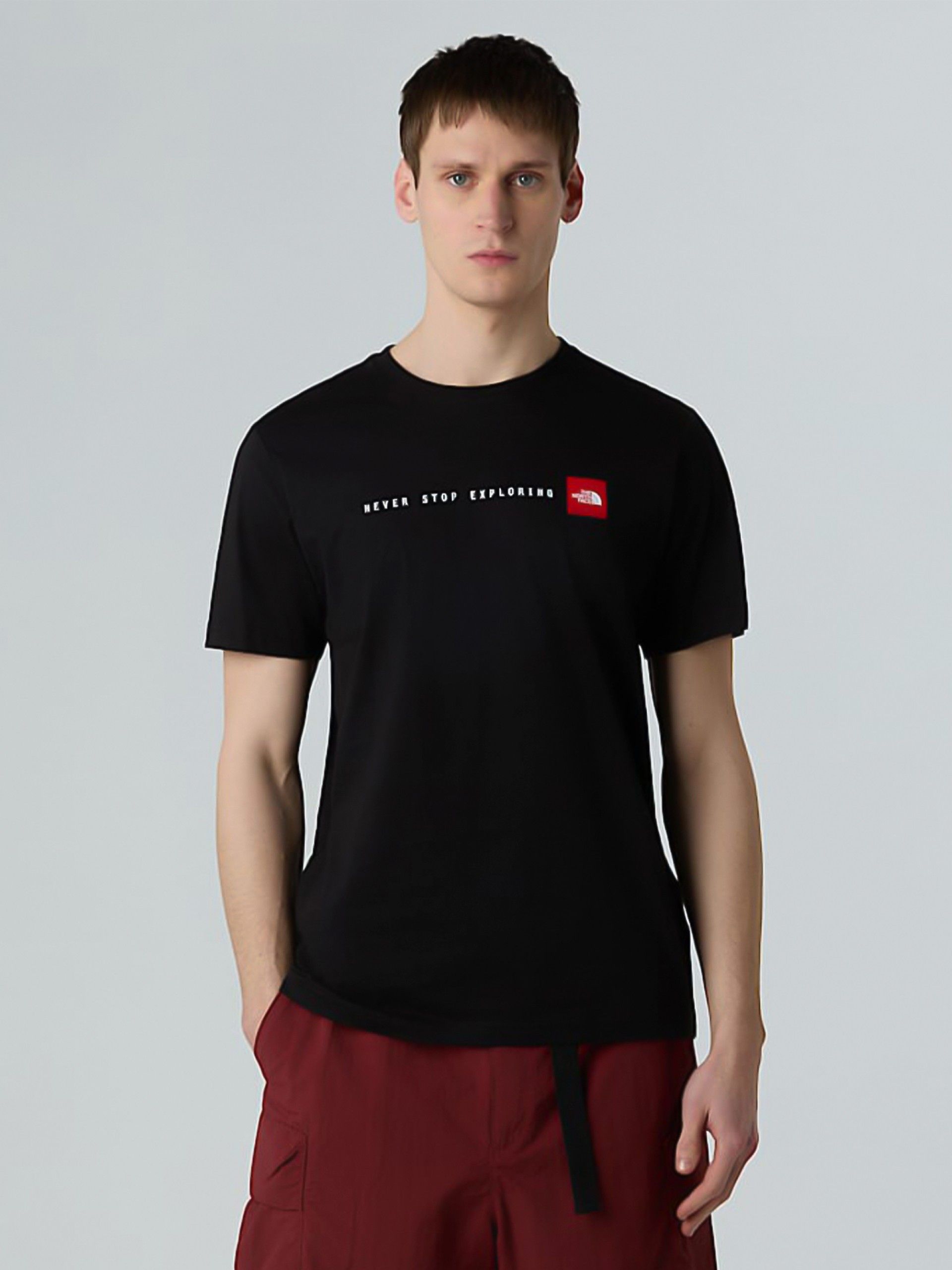 Camiseta The North Face Never Stop Exploring Negra