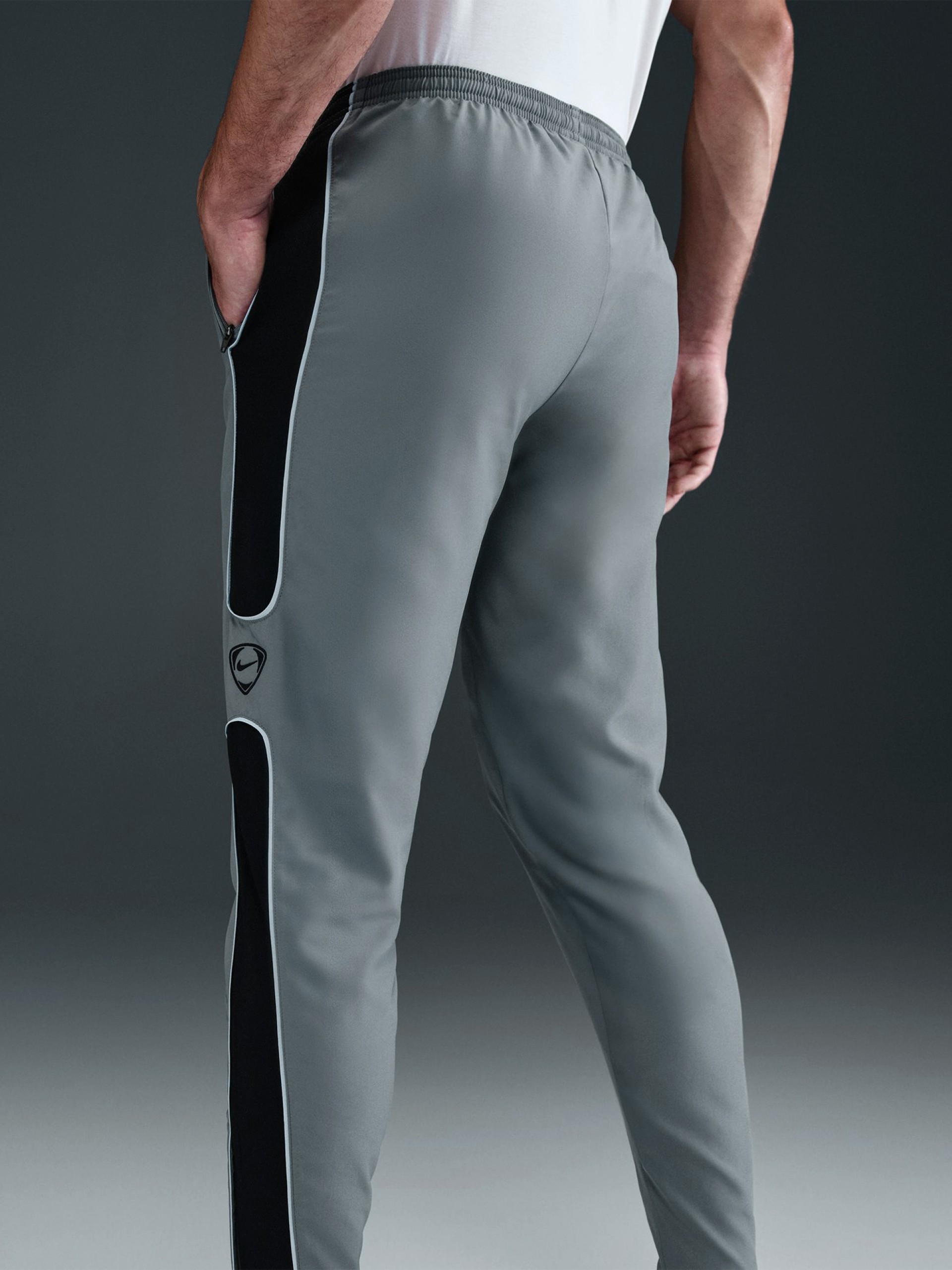 Pantalones de Fútbol Nike Dri-FIT Academy Grises Para Hombre