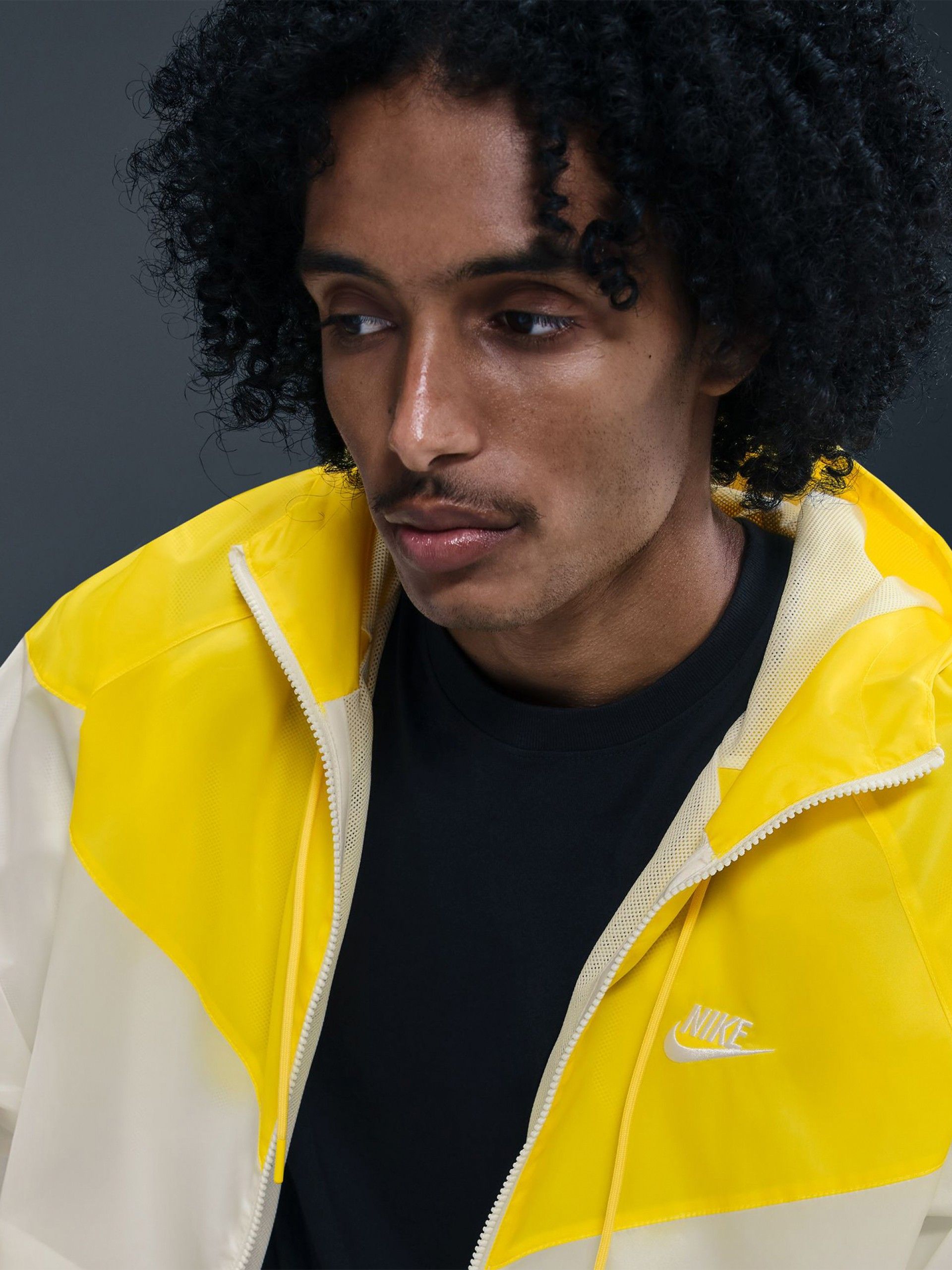 Nike Heritage Sportswear Windrunner White and Yellow Hooded Windbreaker Jacket For Men