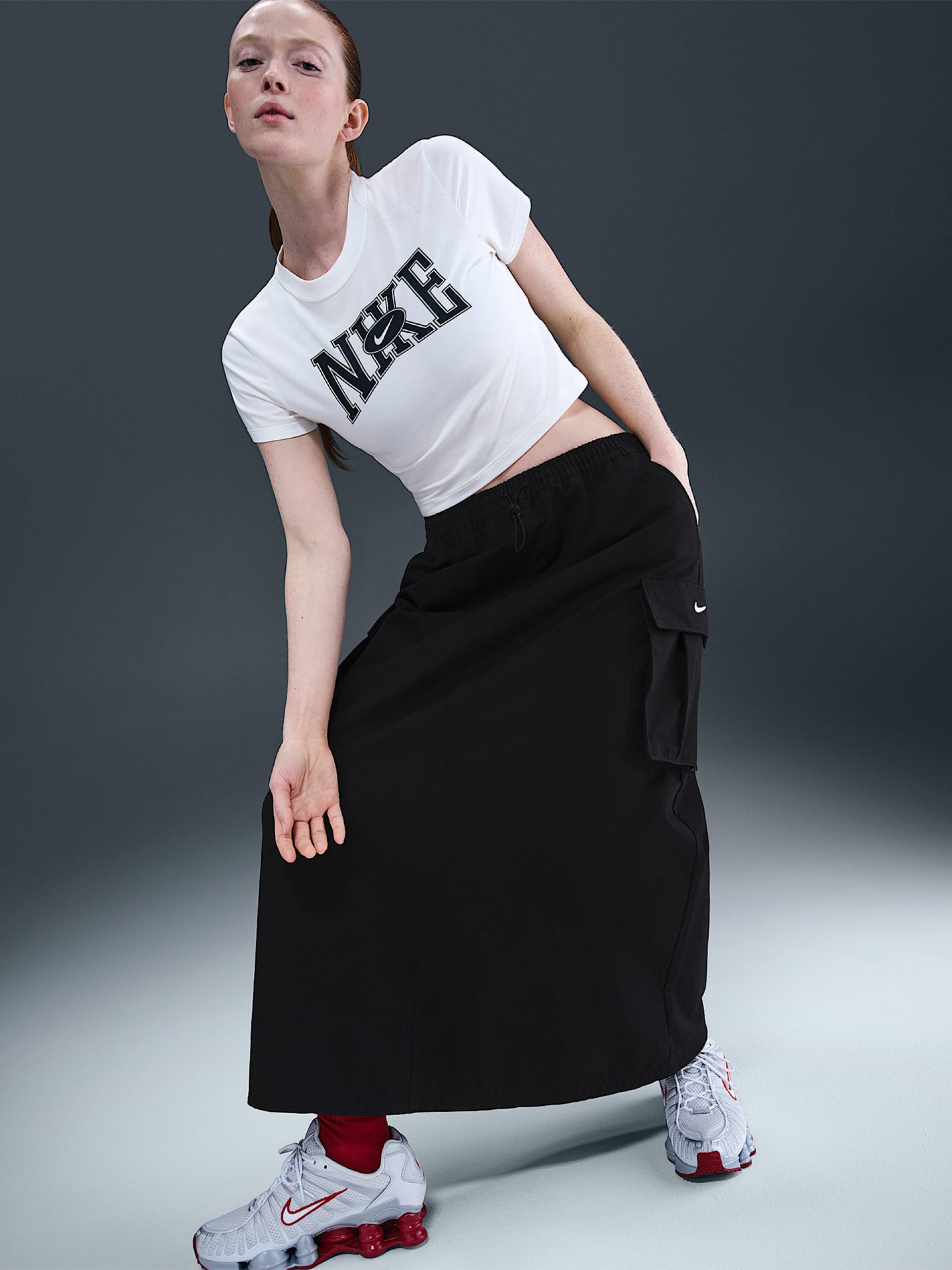 Saia Midi Nike Sportswear Loose Cargo Preta Para Mulher