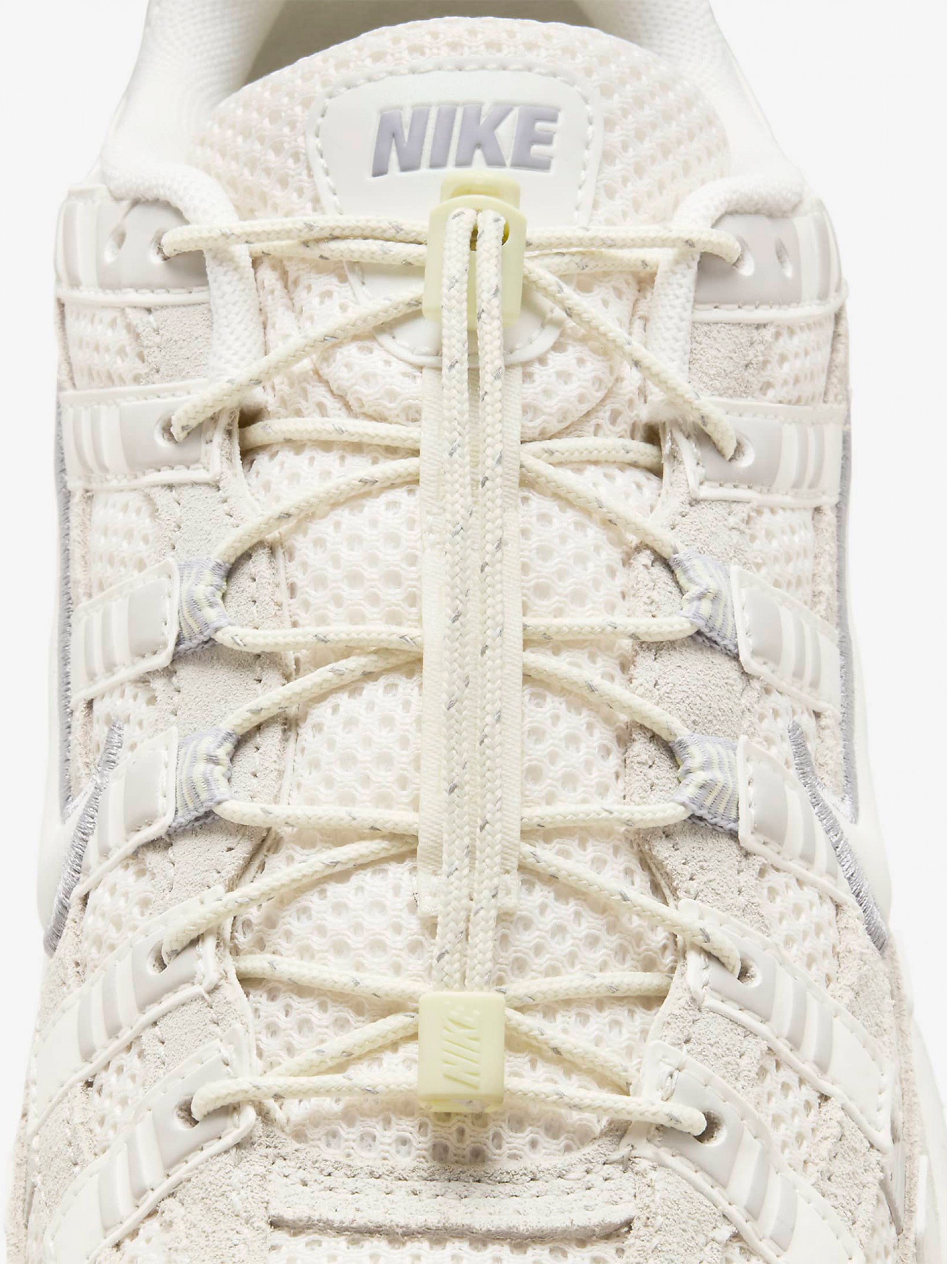 Sapatilhas Nike P-6000 Premium Bege Para Mulher