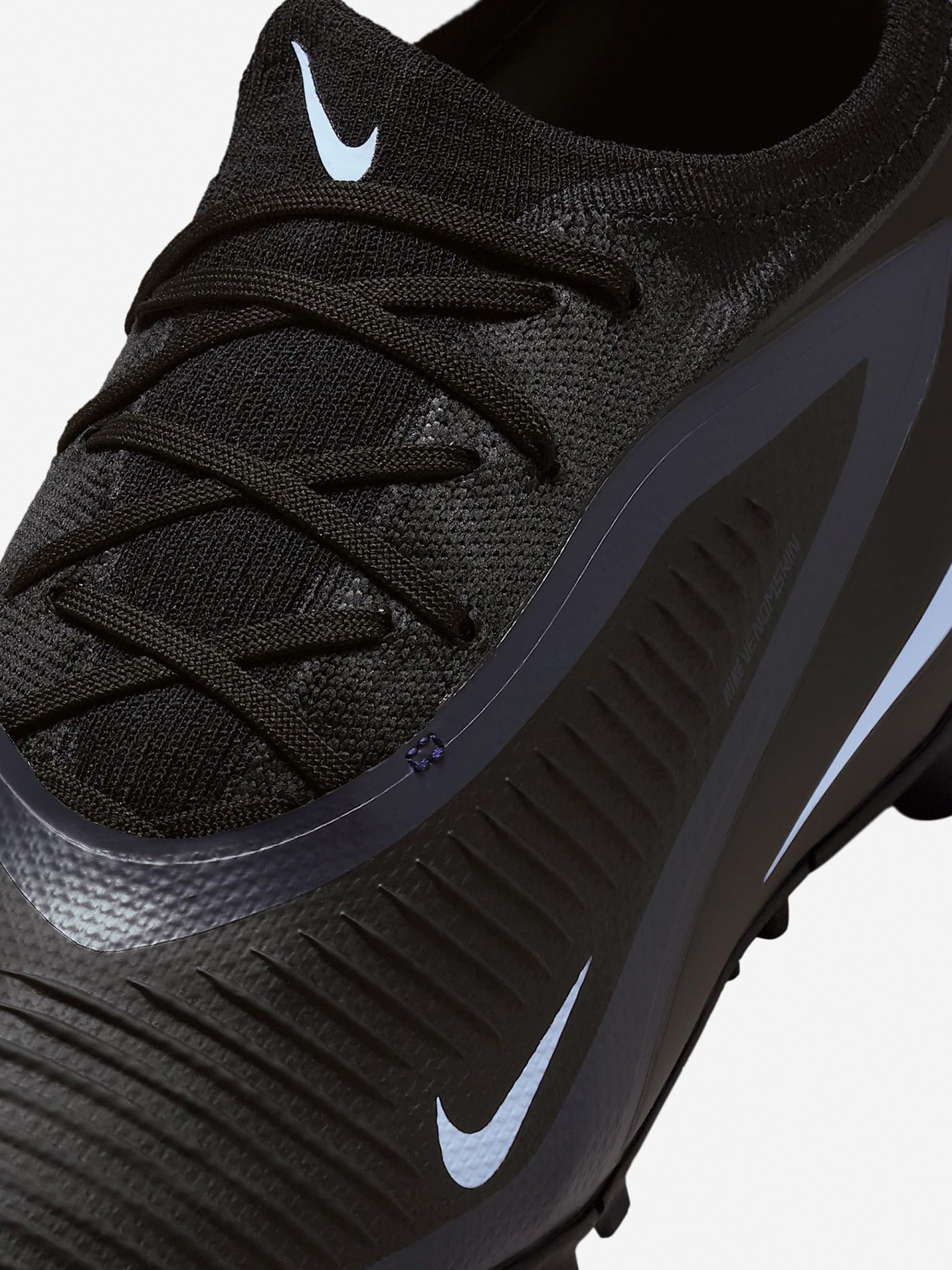 Chuteiras Nike Phantom 6 Low Pro FG